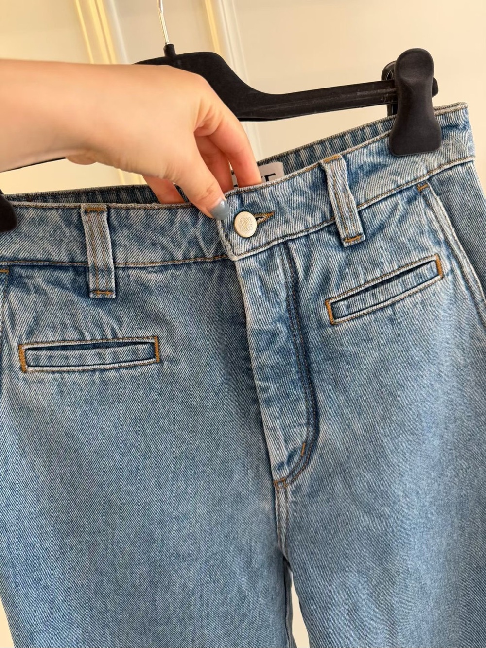 🚩steal Loewe Light Blue Straight-Leg Jeans with Cream Cuffs - Picture 2 of 5